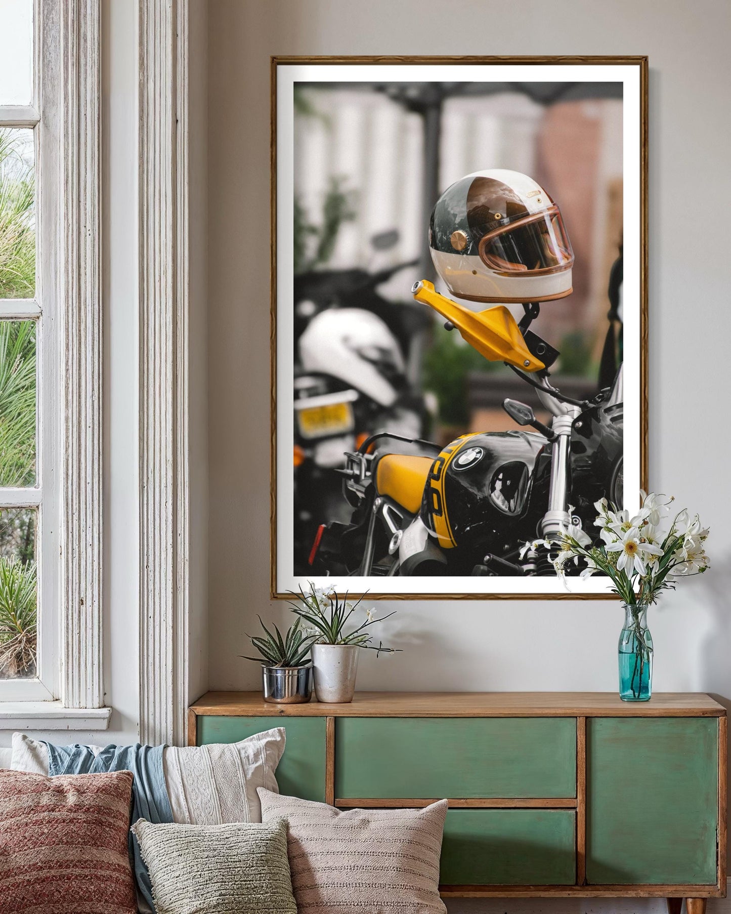 Fine Art Print - BMW R nineT 90 Cafe Racer Motorcycle Helmet Wall Art, Cafe Racer Decor, Custom Motorcycle Gift for him, New York City